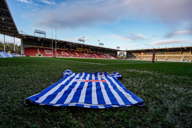 A general view of a jersey on the grass pitch prior to kick off during the Betfred Challenge Cup Quarter Final match St Helens vs Catalans Dragons at The BrewDog Stadium, St Helens, United Kingdom on 10 April 2026

(Photo by Maynard Manyowa/News Images)