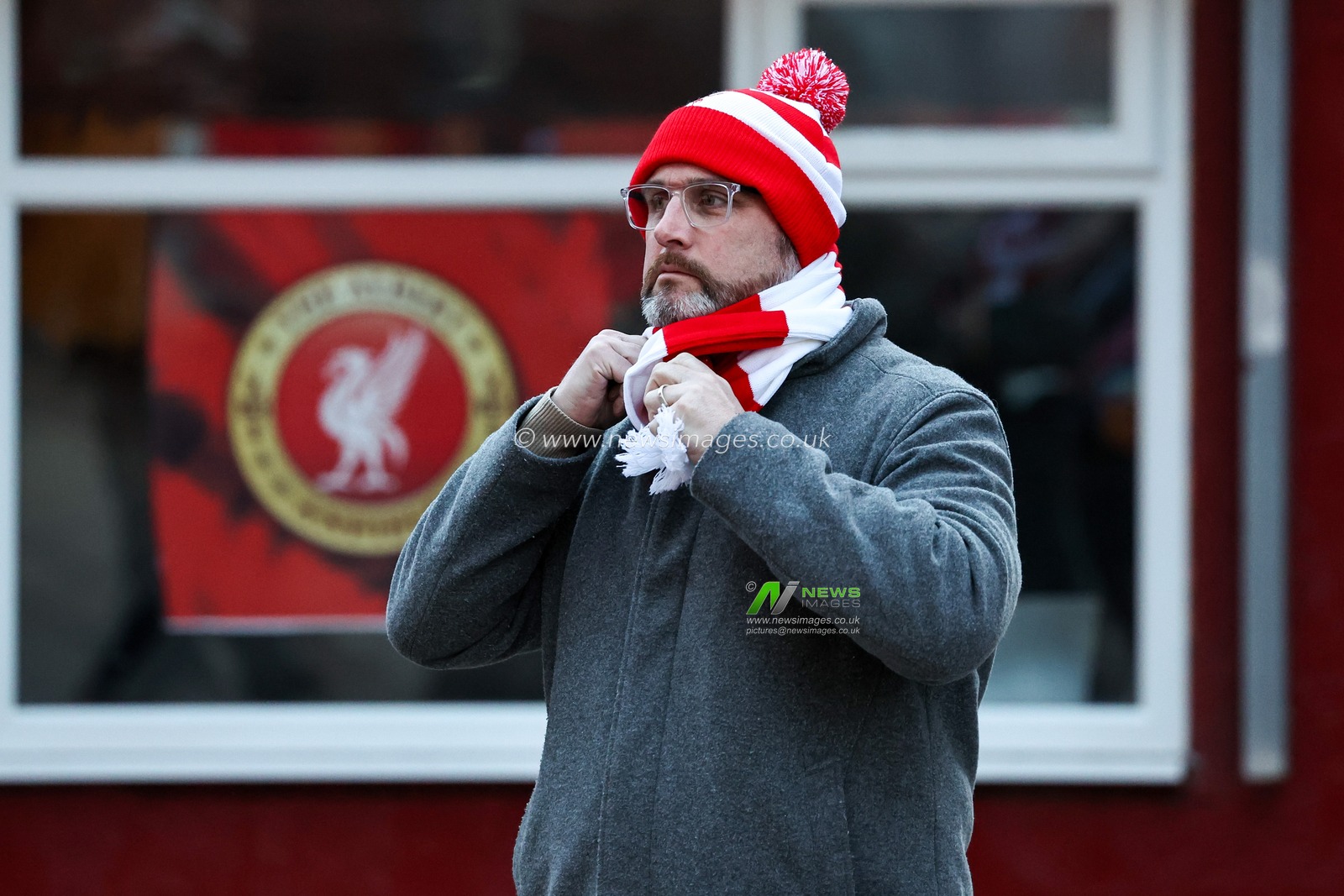 Fans arrive at Anfield prior to the UEFA Champions League Last 16 match Liverpool vs Paris Saint-Germain at Anfield, Liverpool, United Kingdom, 11th March 2025

(Photo by Mark Cosgrove/News Images)