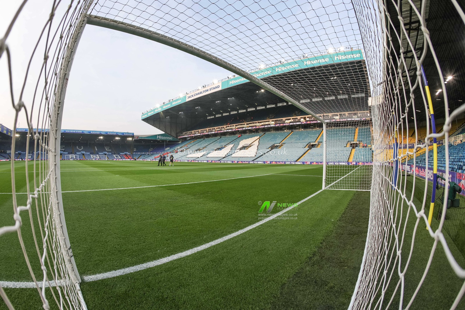 A general view of Elland Road from the goalmouth during the Premier League match Leeds United vs Brentford at Elland Road, Leeds, United Kingdom on 21 March 2026

(Photo by Mark Cosgrove/News Images)