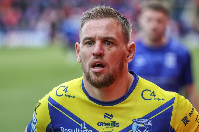 Matt Dufty of Warrington Wolves during pre-game warm up during the Betfred Super League Round 12 match Warrington Wolves vs Hull KR at Halliwell Jones Stadium, Warrington, United Kingdom, 23rd May 2025

(Photo by Alfie Cosgrove/News Images)
