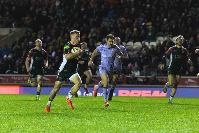 Tom Whiteley of Leicester Tigers during the Gallagher Premiership match Leicester Tigers vs Gloucester Rugby at Mattioli Woods Welford Road Stadium, Leicester, United Kingdom, 19th December 2025

(Photo by Craig Evans/News Images)

*** GER AUT SUI OUT ***