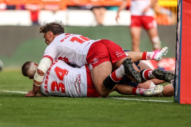 Caius Faatili of Wakefield Trinity goes over for a try during the Betfred Super League round 18 match Hull KR vs Wakefield Trinity at Sewell Group Craven Park, Hull, United Kingdom on 11 July 2026

(Photo by Alfie Cosgrove/News Images)