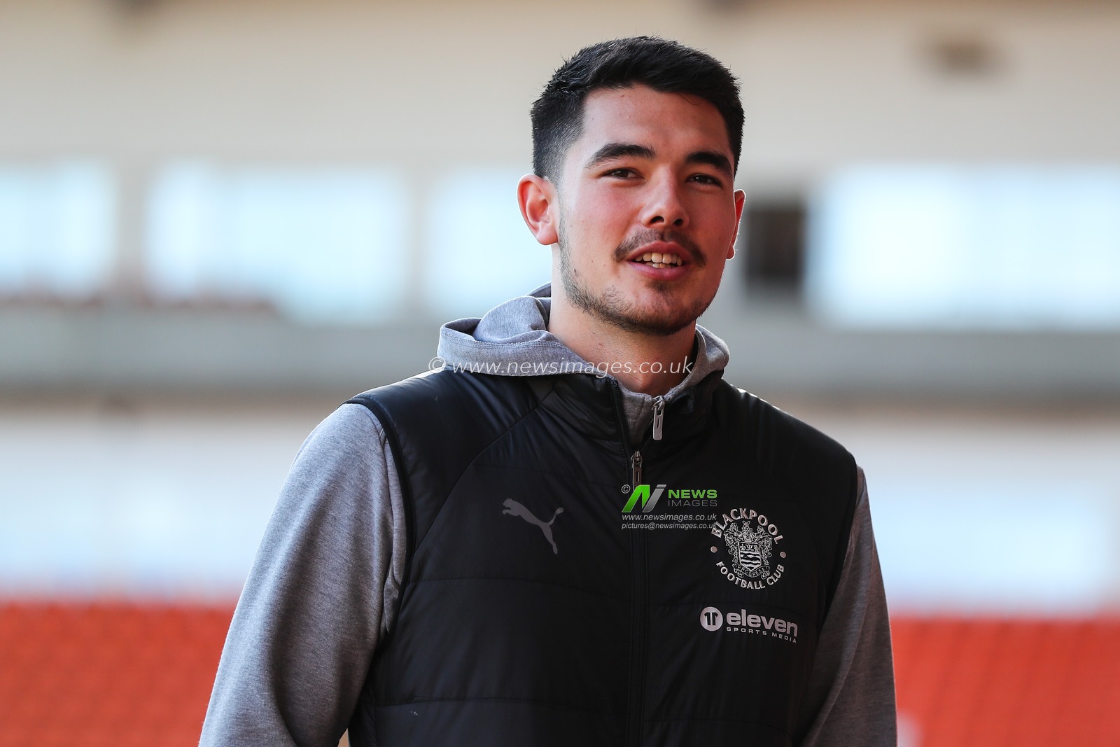 Elkan Baggott of Blackpool arrives ahead of the Sky Bet League 1 match Blackpool vs Crawley Town at Bloomfield Road, Blackpool, United Kingdom, 22nd February 2025

(Photo by Gareth Evans/News Images)
