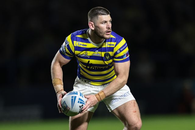 Danny Walker of Warrington Wolves with the ball during the Betfred Super League round 9 match Warrington Wolves vs Wigan Warriors at The Halliwell Jones Stadium, Warrington, United Kingdom on 24 April 2026

(Photo by Mark Cosgrove/News Images)