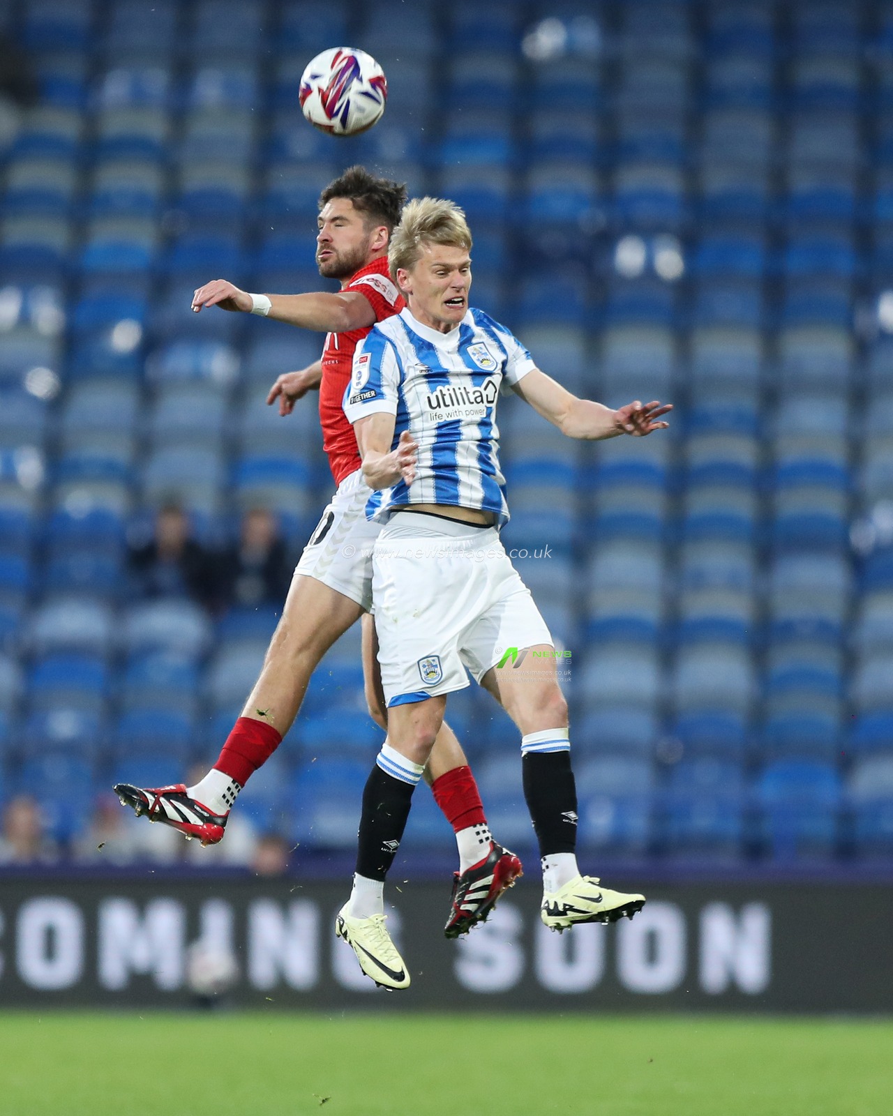 Luke Leahy of Wycombe Wanderers wins header during the Sky Bet League 1 match Huddersfield Town vs Wycombe Wanderers at John Smith's Stadium, Huddersfield, United Kingdom, 8th April 2025

(Photo by Jorge Horsted/News Images)