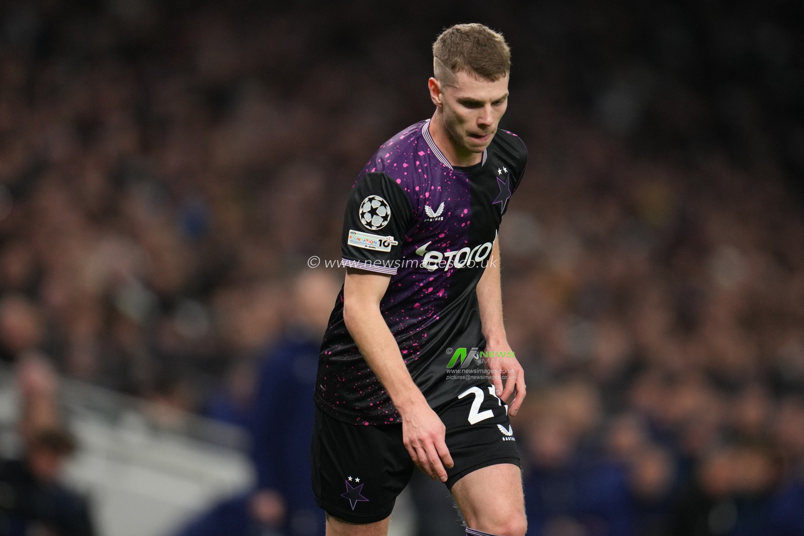 David Doudera of Slavia Prague during the UEFA Champions League Matchday 6 of 8 Tottenham Hotspur vs Slavia Prague at Tottenham Hotspur Stadium, London, United Kingdom, 9th December 2025

(Photo by Harvey Murphy/News Images)

*** GER AUT SUI OUT ***