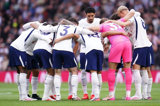 Tottenham players ahead of kick off during the Premier League match Tottenham Hotspur vs Newcastle Untied at Tottenham Hotspur Stadium, London, United Kingdom on 29 August 2026

(Photo by Harvey Murphy/News Images)