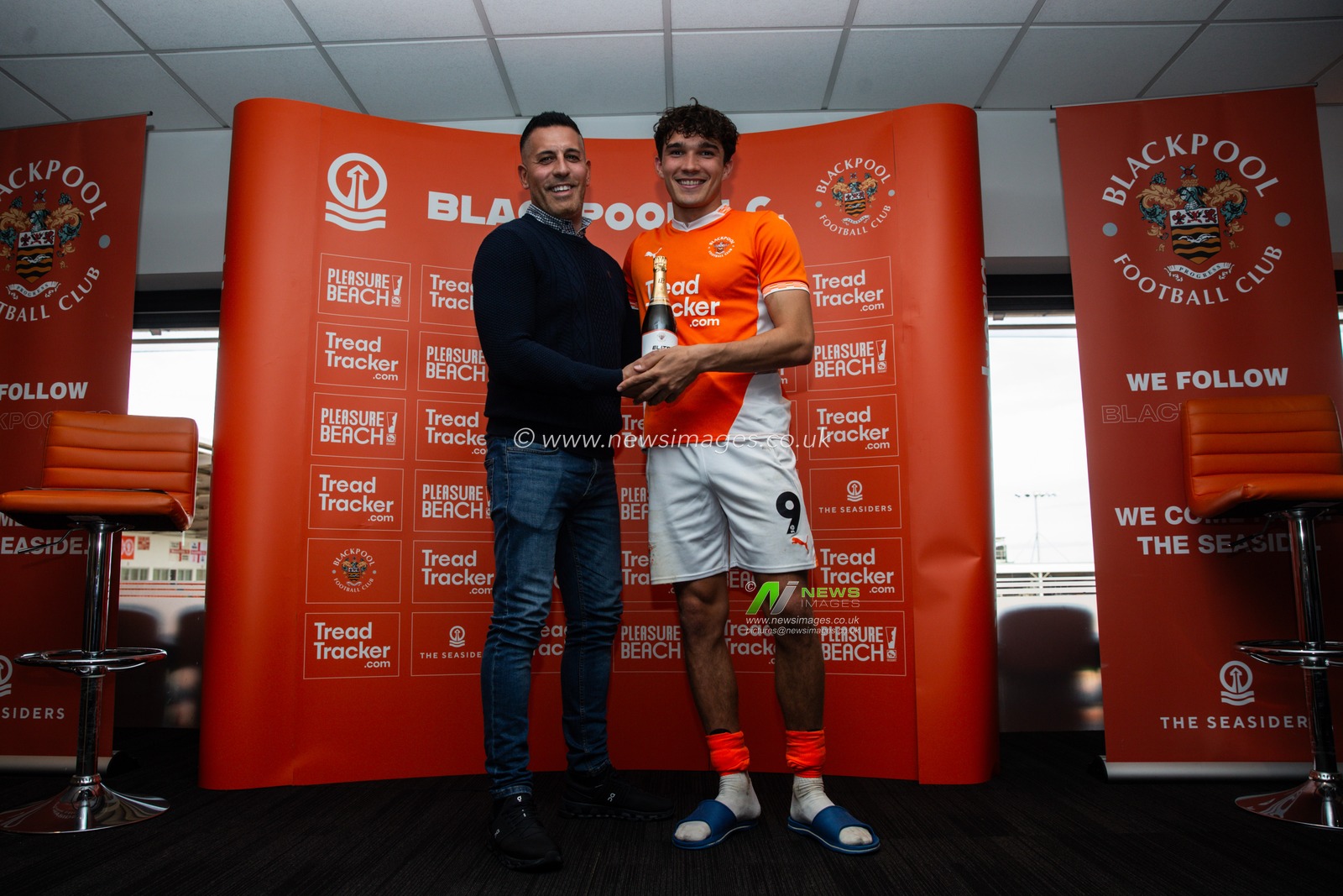 during the Sky Bet League 1 match Blackpool vs Exeter City at Bloomfield Road, Blackpool, United Kingdom, 14th September 2024

(Photo by Gareth Evans/News Images)