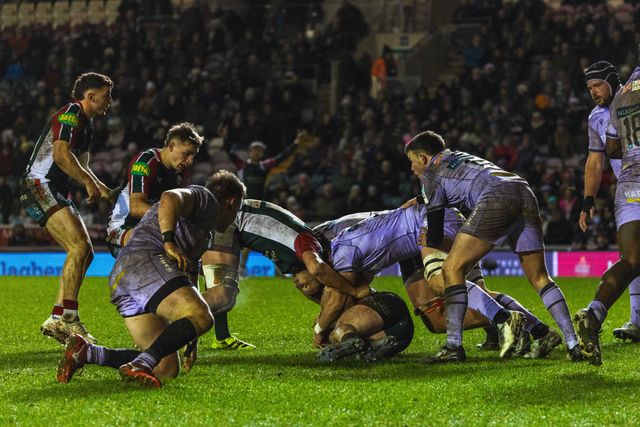 Josh Basham of Gloucester Rugby and Ollie Thorley of Gloucester Rugby during the Gallagher Premiership match Leicester Tigers vs Gloucester Rugby at Mattioli Woods Welford Road Stadium, Leicester, United Kingdom, 19th December 2025

(Photo by Craig Evans/News Images)

*** GER AUT SUI OUT ***