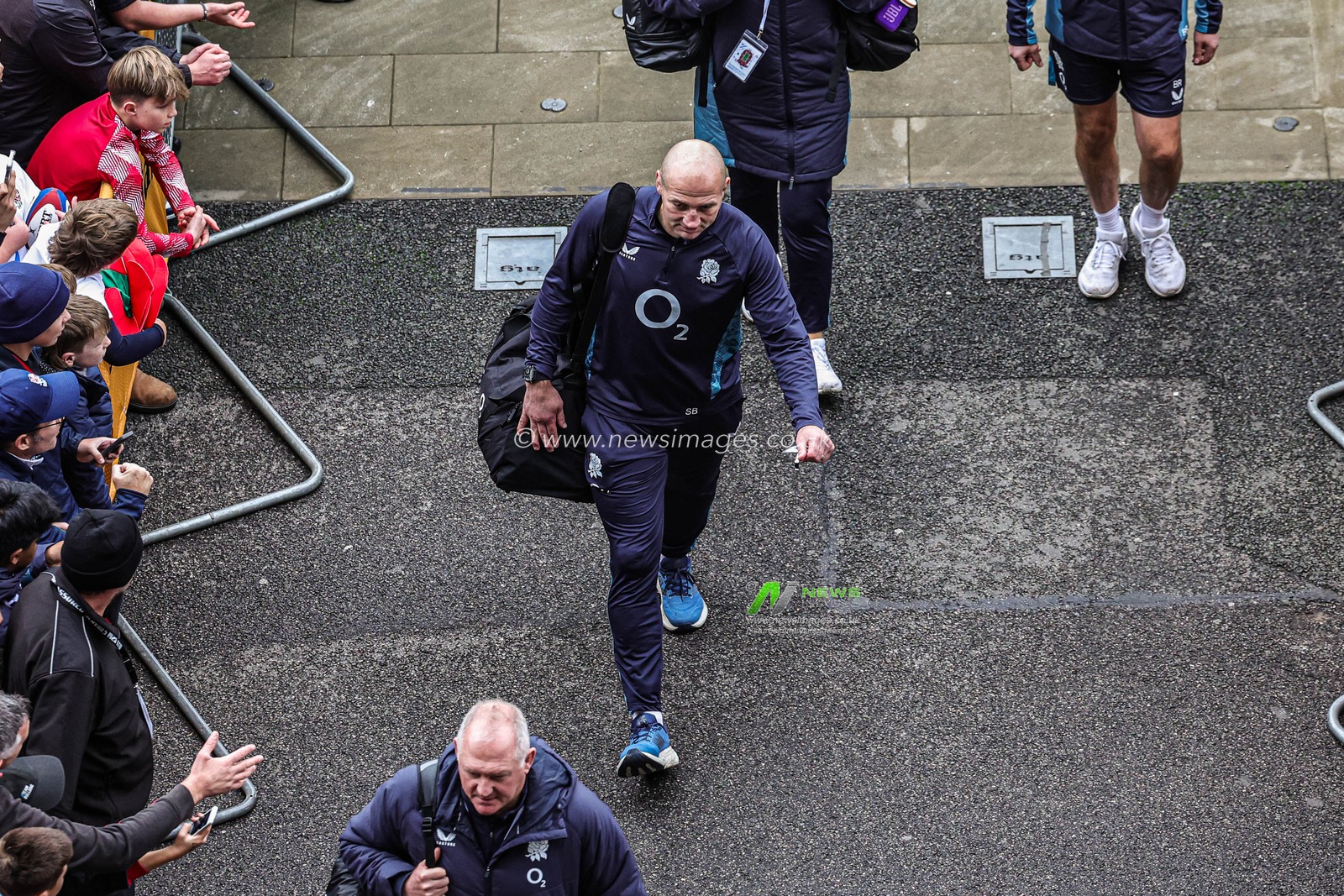 Steve Borthwick head coach of England arrives during the Quilter Nations Series 2025 match England vs New Zealand at Allianz Stadium, Twickenham, United Kingdom, 15th November 2025

(Photo by Mark Cosgrove/News Images)

*** GER AUT SUI OUT ***