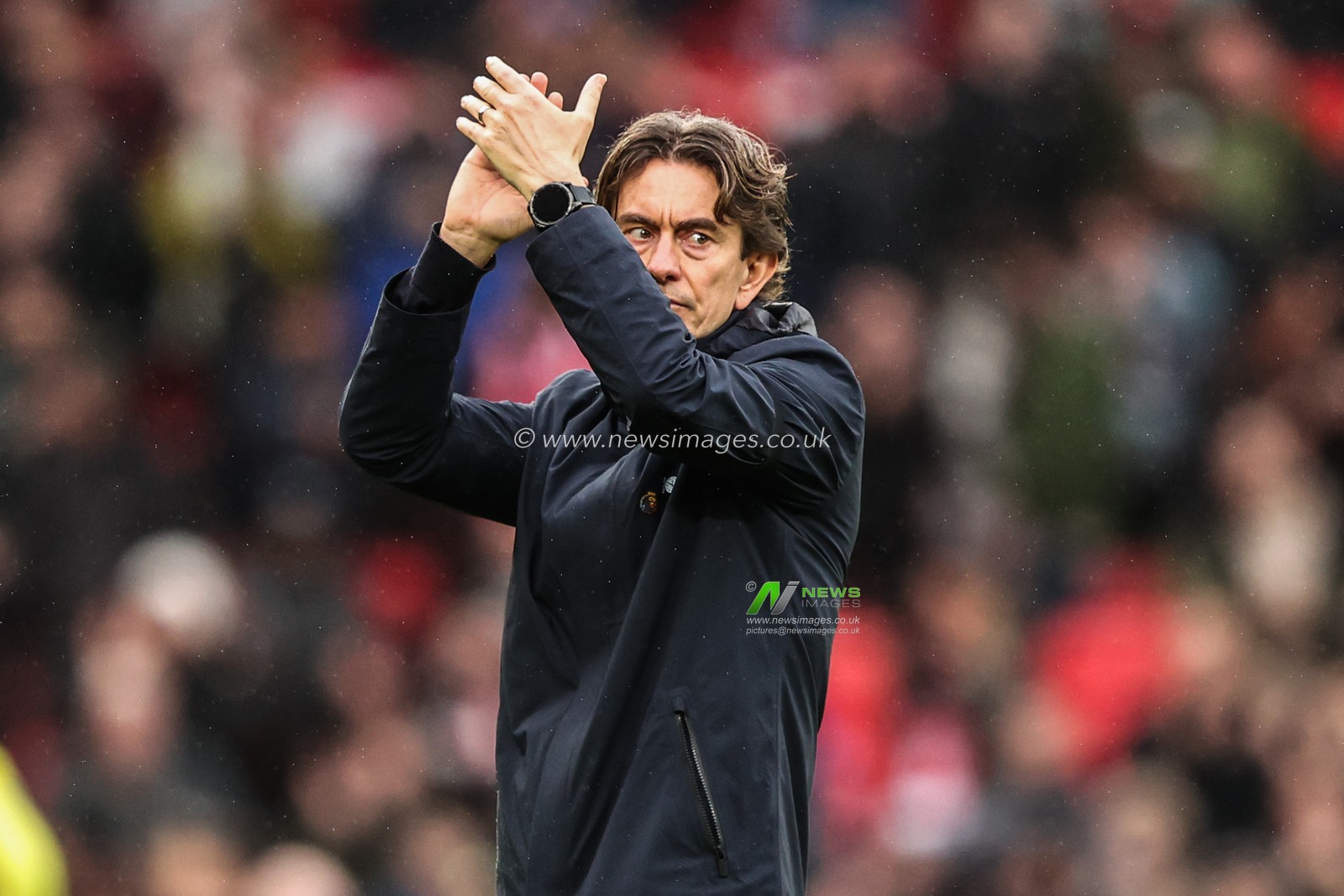 Thomas Frank manager of Tottenham Hotspur applauds the fans after the game during the Premier League match Manchester United vs Tottenham Hotspur at Old Trafford, Manchester, United Kingdom on 07 February 2026

(Photo by Alfie Cosgrove/News Images)