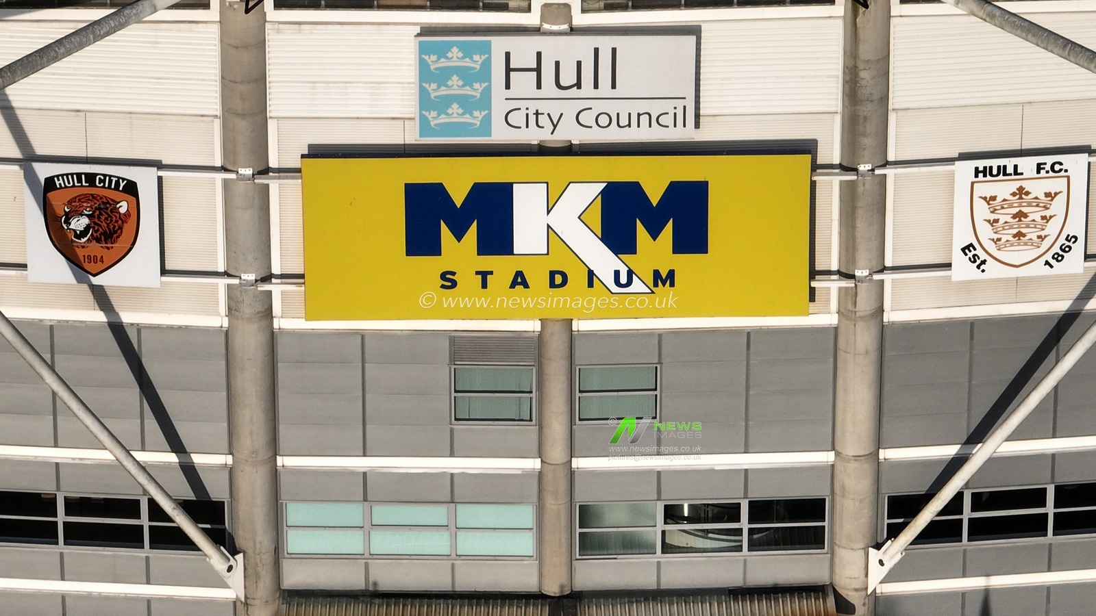 An aerial view of the MKM Stadium during the Sky Bet Championship match Hull City vs Plymouth Argyle at MKM Stadium, Hull, United Kingdom, 4th March 2025

(Photo by Mark Cosgrove/News Images)