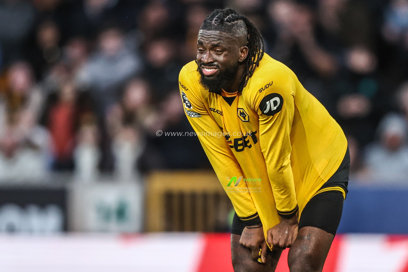 Tolu Arokodare of Wolverhampton Wanderers reacts after he misses a close chance on goal during the Premier League match Wolverhampton Wanderers vs Bournemouth at Molineux, Wolverhampton, United Kingdom, 31st January 2026

(Photo by Alfie Cosgrove/News Images)