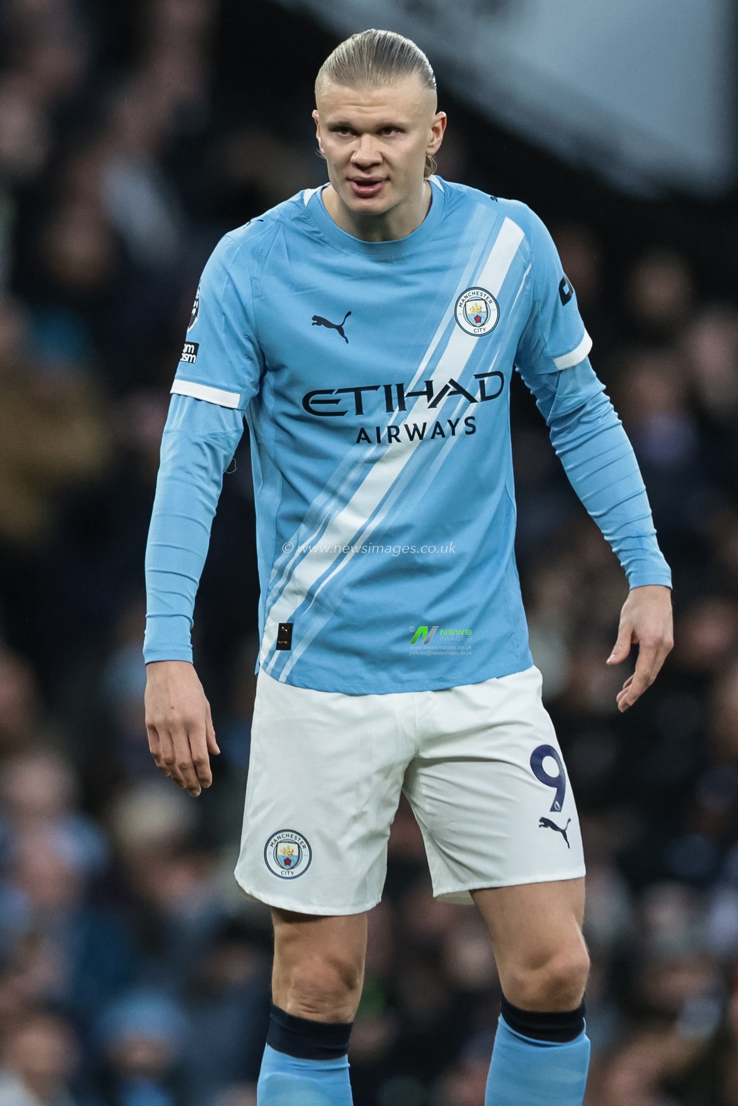 Erling Haaland of Manchester City during the Premier League match Manchester City vs Sunderland at Etihad Stadium, Manchester, United Kingdom, 6th December 2025

(Photo by Mark Cosgrove/News Images)

*** GER AUT SUI OUT ***
