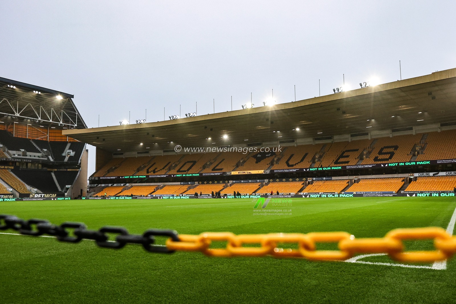 A general view of Molineux ahead of the Premier League match Wolverhampton Wanderers vs Newcastle United at Molineux, Wolverhampton, United Kingdom, 18th January 2026

(Photo by Alfie Cosgrove/News Images)