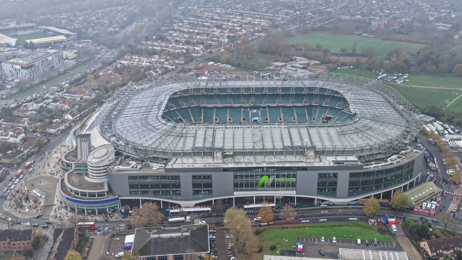 An aerial view of The Allianz Stadium during the Quilter Nations Series 2025 match England vs New Zealand at Allianz Stadium, Twickenham, United Kingdom, 15th November 2025

(Photo by Mark Cosgrove/News Images)

*** GER AUT SUI OUT ***