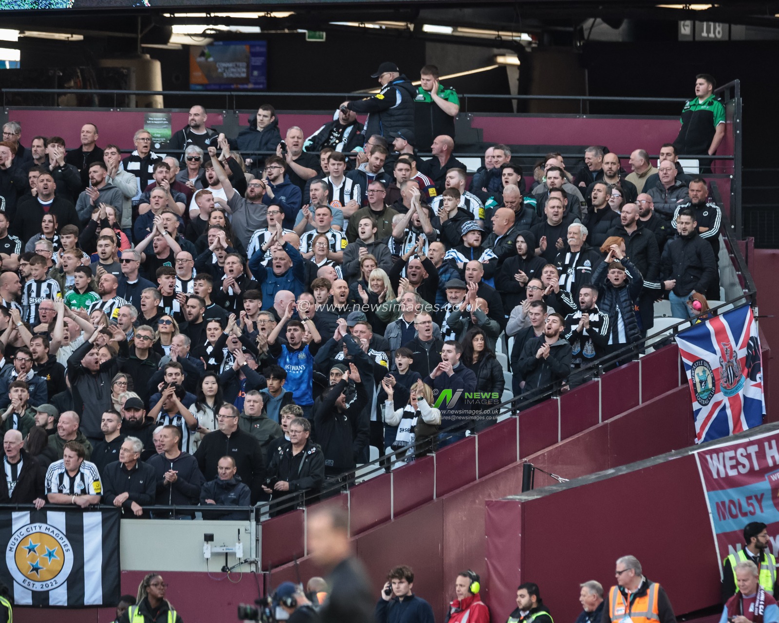 Newcastle fans during the Premier League match West Ham United vs Newcastle United at London Stadium, London, United Kingdom, 2nd November 2025

(Photo by Mark Cosgrove/News Images)

*** GER AUT SUI OUT ***