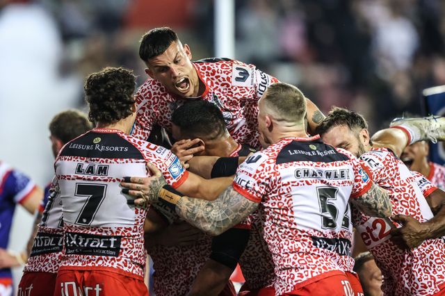 Isaac Liu of Leigh Leopards celebrates his try making it 10-0 during the Betfred Super League play-off Eliminator 1 match Leigh Leopards vs Wakefield Trinity at Progress With Unity Stadium, Leigh, United Kingdom, 26th September 2025

(Photo by Alfie Cosgrove/News Images)